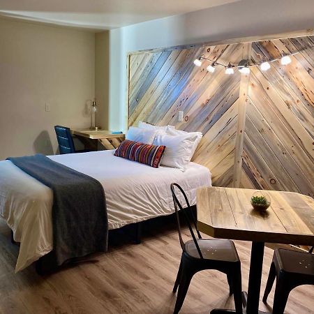 Horseshoe Bend Motel Lovell Екстериор снимка