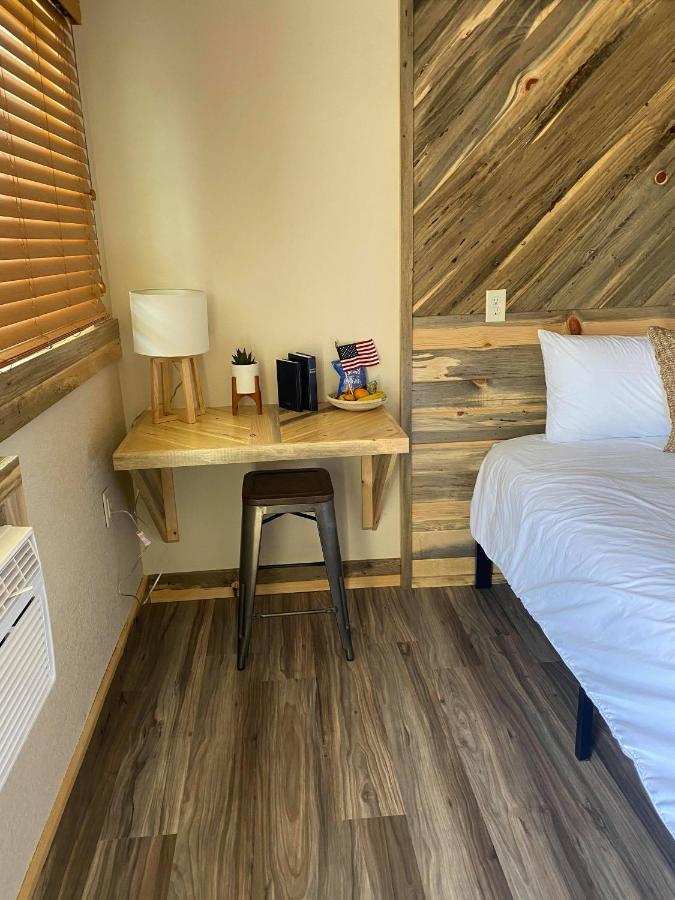 Horseshoe Bend Motel Lovell Екстериор снимка