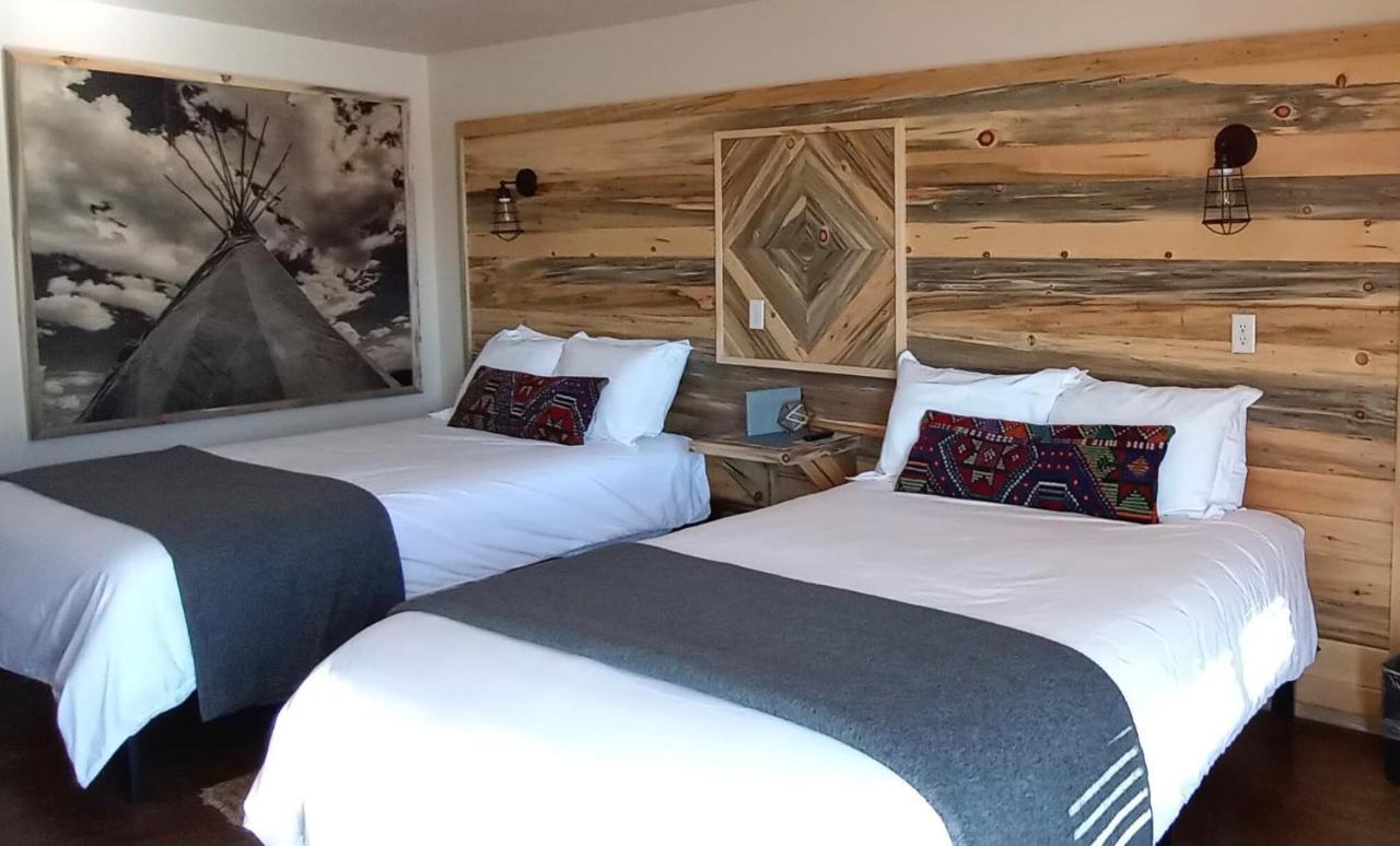 Horseshoe Bend Motel Lovell Екстериор снимка